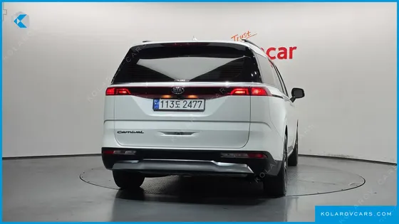 KIA CARNIVAL DIESEL 9-SEATER NOBLESSE