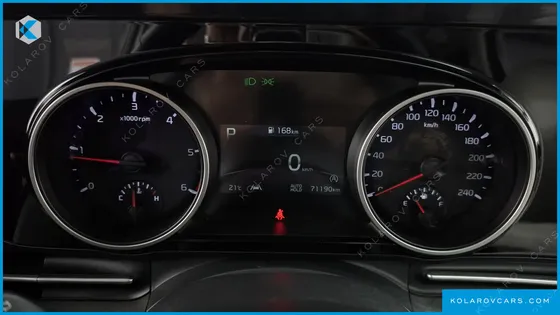KIA CARNIVAL DIESEL 9-SEATER NOBLESSE