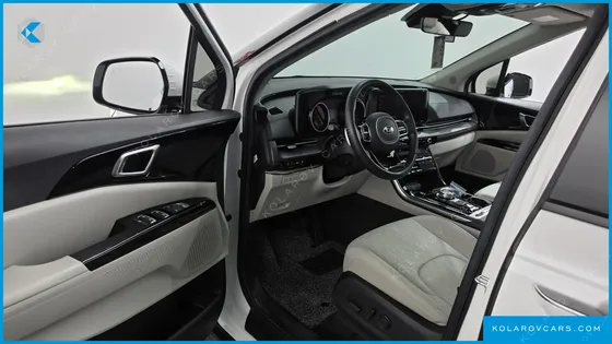 KIA CARNIVAL DIESEL 9-SEATER NOBLESSE