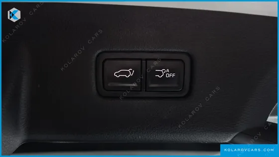 KIA CARNIVAL DIESEL 9-SEATER NOBLESSE