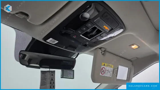 KIA CARNIVAL DIESEL 9-SEATER NOBLESSE