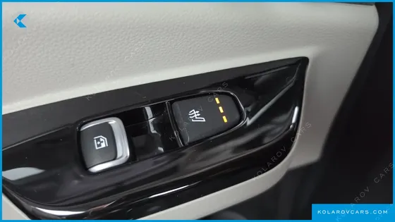 KIA CARNIVAL DIESEL 9-SEATER NOBLESSE