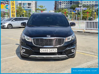 KIA CARNIVAL 9-SEATER LUXURY