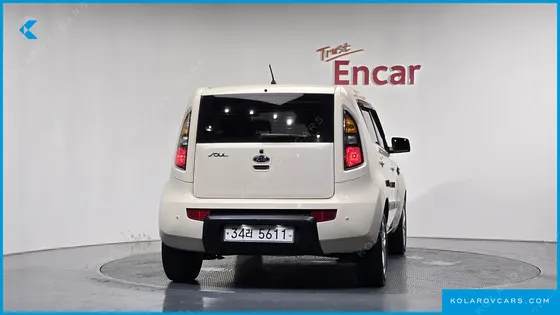 KIA SOUL GASOLINE 1.6 SMART
