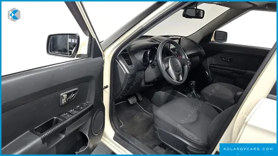 KIA SOUL GASOLINE 1.6 SMART