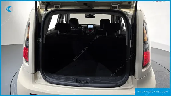 KIA SOUL GASOLINE 1.6 SMART