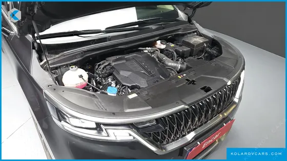 KIA CARNIVAL GASOLINE 7-SEATER NOBLESSE
