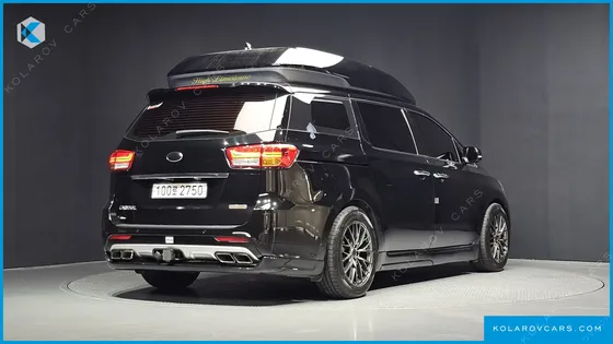 KIA CARNIVAL 7-SEATER HI-LIMOUSINE
