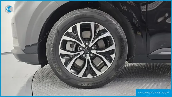 KIA CARNIVAL DIESEL 9-SEATER PRESTIGE