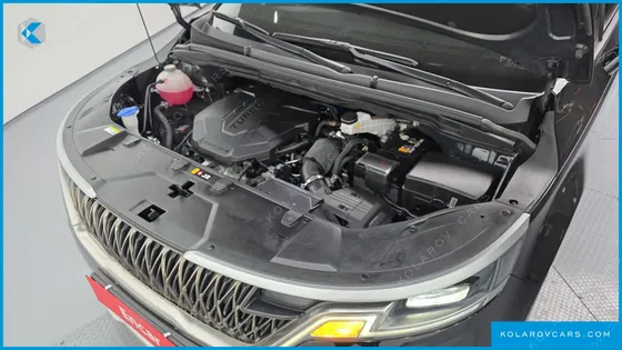 KIA CARNIVAL DIESEL 9-SEATER PRESTIGE