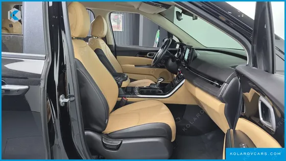 KIA CARNIVAL DIESEL 9-SEATER PRESTIGE