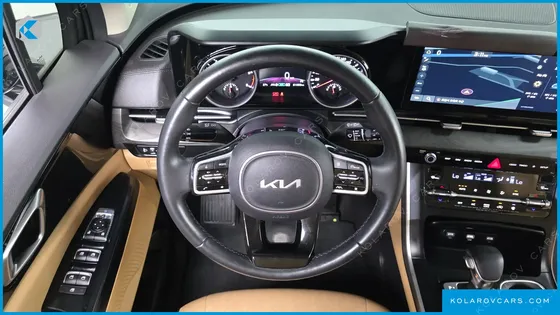KIA CARNIVAL DIESEL 9-SEATER PRESTIGE