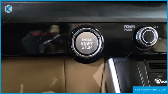 KIA CARNIVAL DIESEL 9-SEATER PRESTIGE