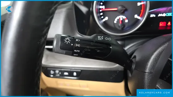 KIA CARNIVAL DIESEL 9-SEATER PRESTIGE