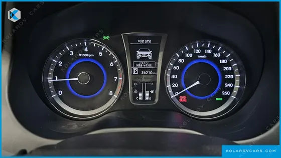 HYUNDAI GRANDEUR HG240 LUXURY