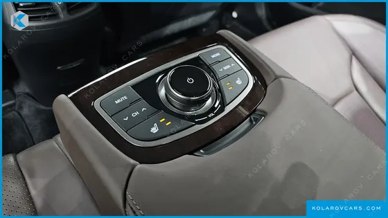 HYUNDAI GRANDEUR HG240 LUXURY