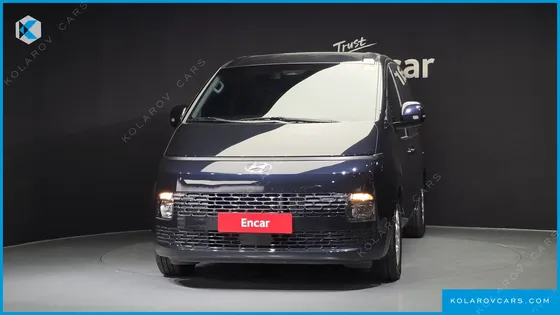 HYUNDAI STARIA 4WD TOURER 9-SEATER