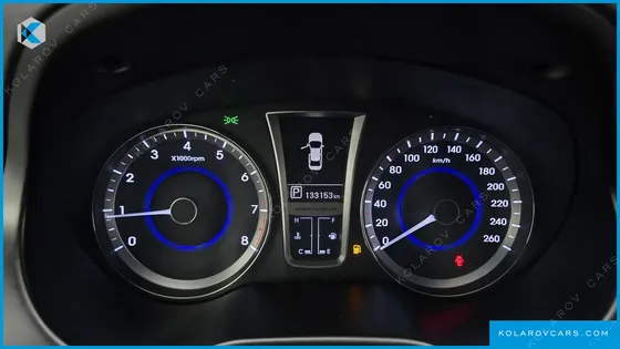 HYUNDAI GRANDEUR HG240 LUXURY