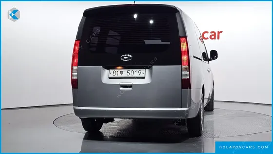 HYUNDAI STARIA CARGO 3-SEATER