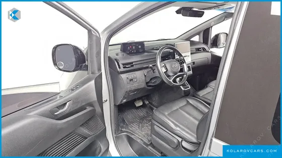 HYUNDAI STARIA CARGO 3-SEATER