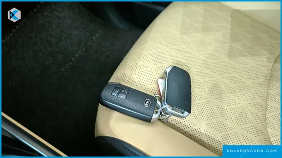 KIA CARNIVAL DIESEL 9-SEATER NOBLESSE