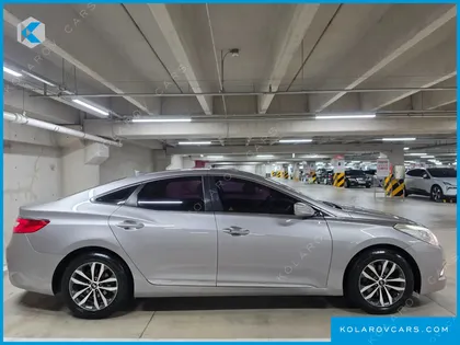 HYUNDAI GRANDEUR LPG HG300 HANDICAPPED ONLY