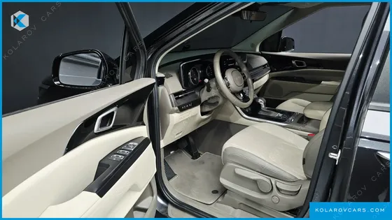 KIA CARNIVAL DIESEL 9-SEATER PRESTIGE