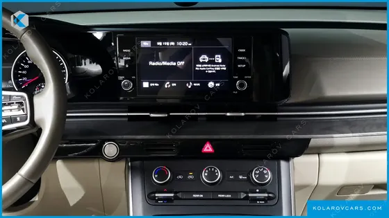 KIA CARNIVAL DIESEL 9-SEATER PRESTIGE
