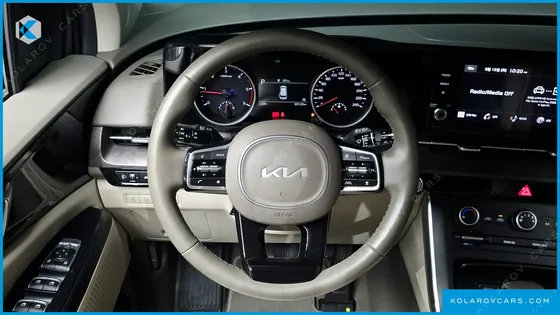 KIA CARNIVAL DIESEL 9-SEATER PRESTIGE