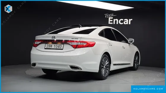 HYUNDAI GRANDEUR HG240 MODERN