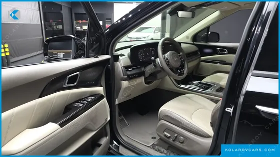 KIA CARNIVAL DIESEL 7-SEATER SIGNATURE
