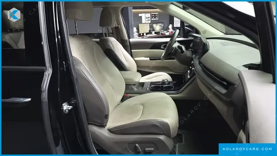 KIA CARNIVAL DIESEL 7-SEATER SIGNATURE