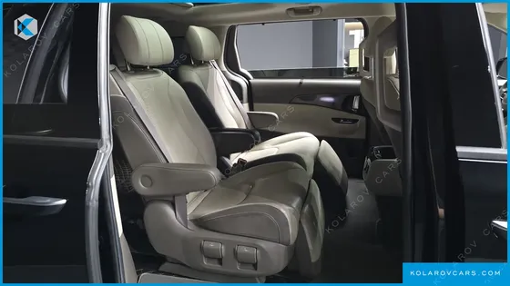 KIA CARNIVAL DIESEL 7-SEATER SIGNATURE