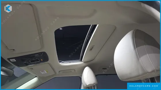 KIA CARNIVAL DIESEL 7-SEATER SIGNATURE