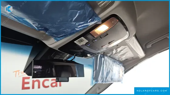 HYUNDAI STARIA CARGO 5-SEATER