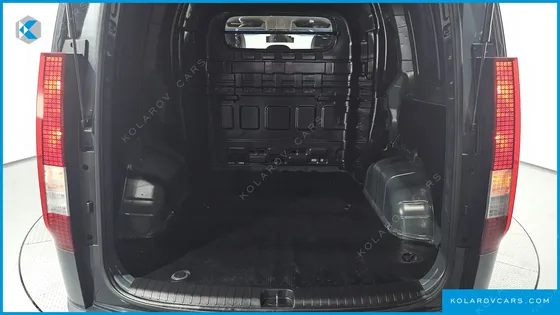 HYUNDAI STARIA CARGO 5-SEATER