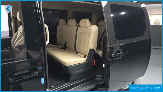 HYUNDAI STARIA TOURER 9-SEATER