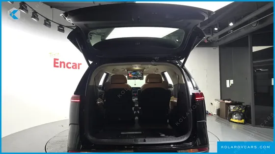 KIA CARNIVAL GASOLINE 7-SEATER NOBLESSE
