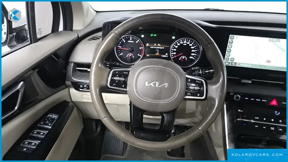 KIA CARNIVAL DIESEL 9-SEATER PRESTIGE