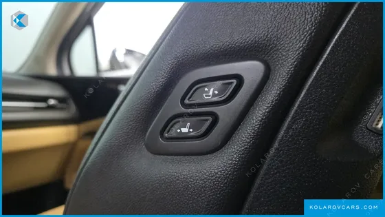 KIA CARNIVAL DIESEL 7-SEATER OUTDOOR