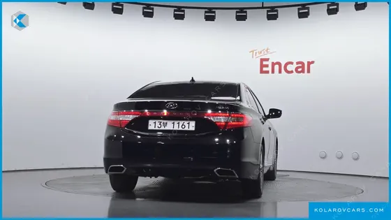 HYUNDAI GRANDEUR HG240 MODERN COLLECTION