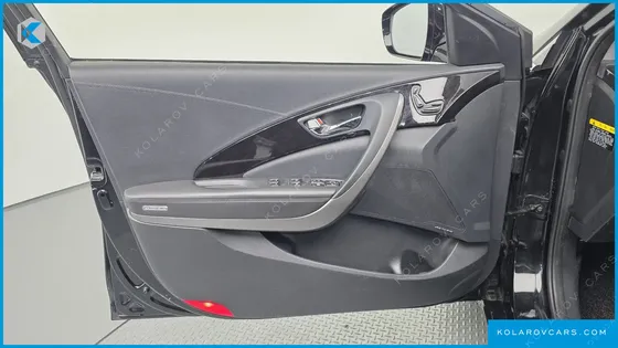 HYUNDAI GRANDEUR HG240 MODERN COLLECTION