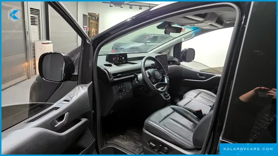 HYUNDAI STARIA TOURER 9-SEATER