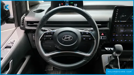HYUNDAI STARIA TOURER 9-SEATER