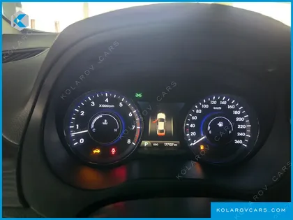 HYUNDAI GRANDEUR HG300 ROYAL