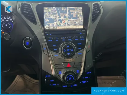 HYUNDAI GRANDEUR HG300 ROYAL