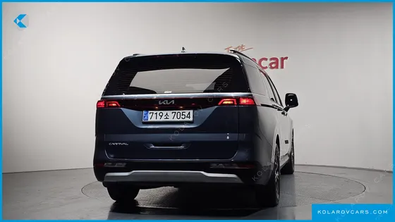 KIA CARNIVAL DIESEL 11-SEATER PRESTIGE