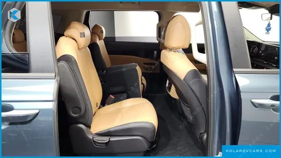 KIA CARNIVAL DIESEL 11-SEATER PRESTIGE