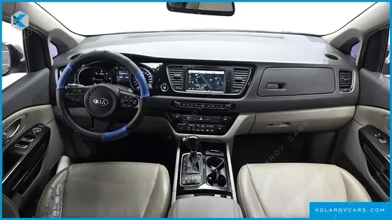KIA CARNIVAL 9-SEATER PRESTIGE