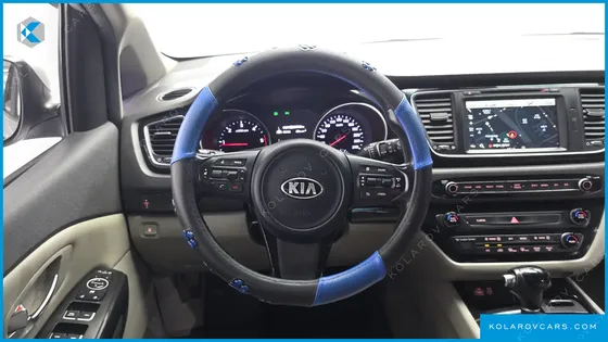 KIA CARNIVAL 9-SEATER PRESTIGE